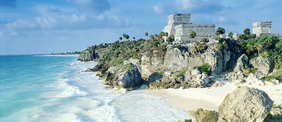 Visits to Chichén Itzá and Tulum